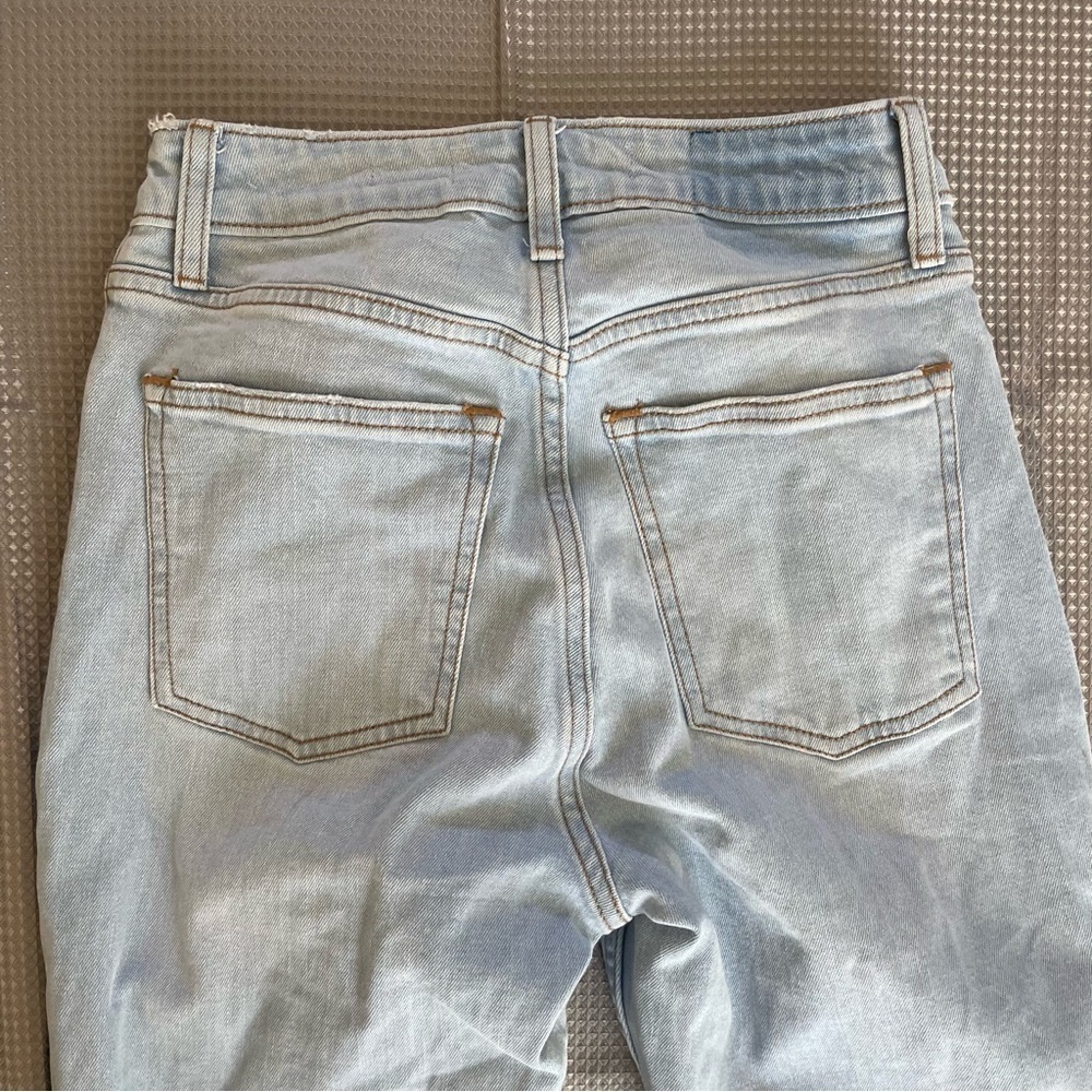 MOST COLLECTION Women’s Light Blue High Waist Mom Most Denim Jeans Size 25 - Picture 9 of 14